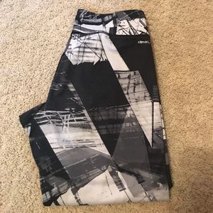 5/$25 Adidas Crop Leggings